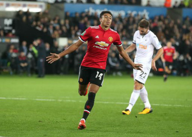 Swansea - MU: Hai "phát đạn" từ một người hùng (Vòng 4 League Cup) Swansea - MU: Hai "phát đạn" từ một người hùng (Vòng 4 League Cup)