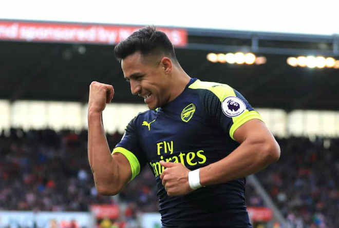 Arsenal bán Sanchez &#34;rẻ như cho&#34;: Barca vui, Man City – PSG phẫn nộ - 2