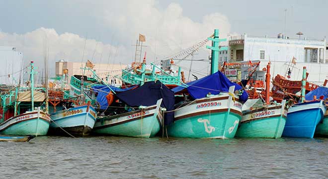 Sợ thảm họa bão Linda lặp lại: Các tỉnh ĐBSCL cấm biển, “căng mình” ứng phó với ATNĐ Sợ thảm họa bão Linda lặp lại: Các tỉnh ĐBSCL cấm biển, “căng mình” ứng phó với ATNĐ