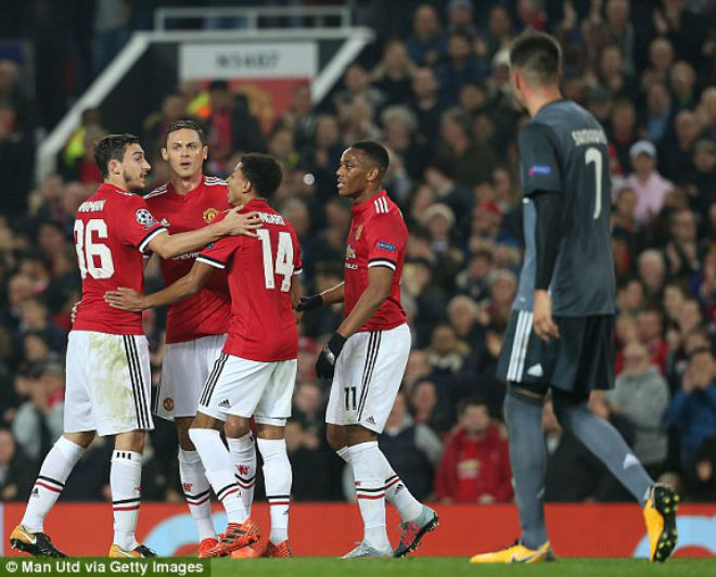 MU - Benfica: Cú sốc phản lưới, khơi màn bi kịch MU - Benfica: Cú sốc phản lưới, khơi màn bi kịch
