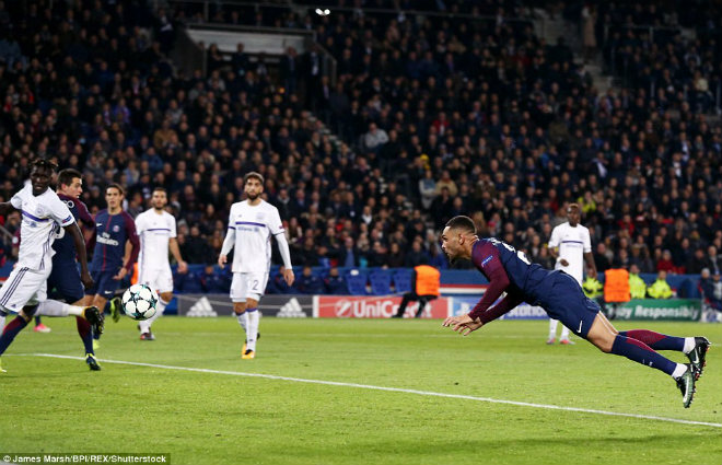 PSG - Anderlecht: Sao trẻ lập hat-trick, lu mờ Neymar PSG - Anderlecht: Sao trẻ lập hat-trick, lu mờ Neymar