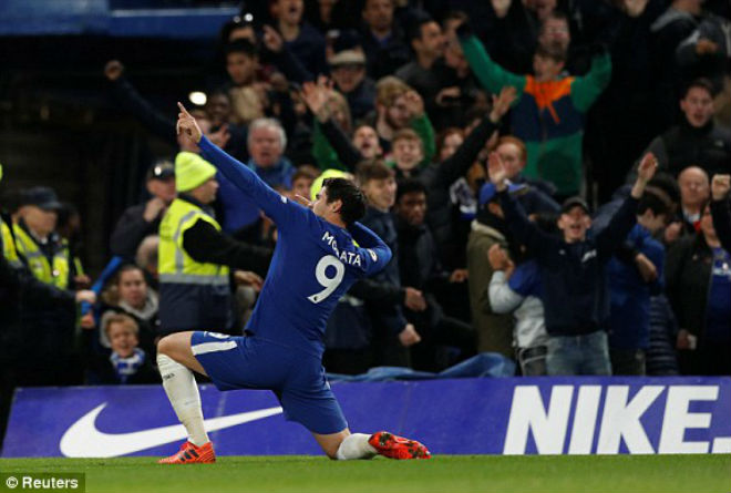 Chelsea - MU: Đại chiến rực lửa, siêu sao đánh đầu "cháy lưới" Chelsea - MU: Đại chiến rực lửa, siêu sao đánh đầu "cháy lưới"