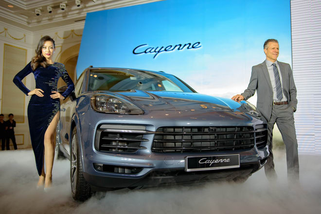 Cận cảnh Porsche Cayenne S 2018 giá 5,47 tỷ đồng Cận cảnh Porsche Cayenne S 2018 giá 5,47 tỷ đồng