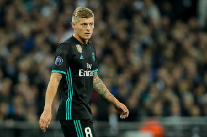 Real bị PSG bắt bí: Mua Neymar phải hy sinh nhạc trưởng - 2