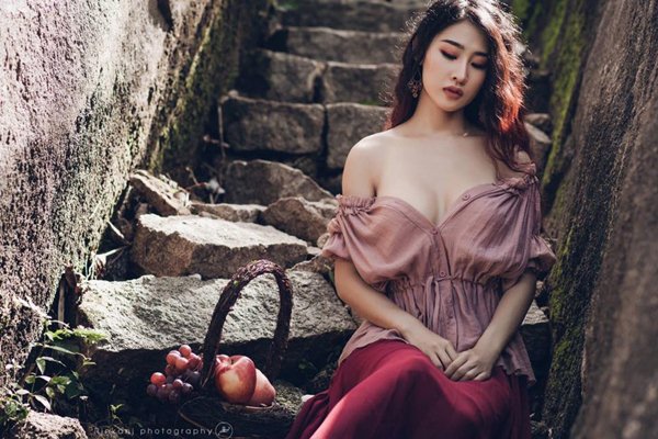 DJ Oxy: "Tôi dưỡng nở ngực từ thuở 16" - 4