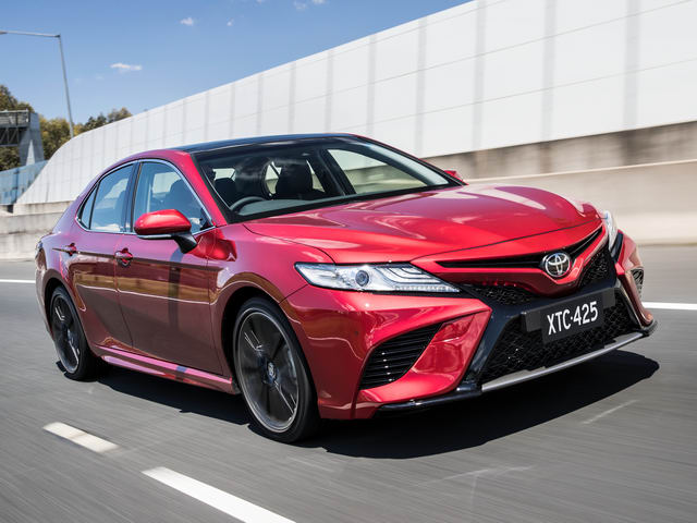 Có nơi bán Toyota Camry 2018 giá chỉ 476 triệu đồng Có nơi bán Toyota Camry 2018 giá chỉ 476 triệu đồng