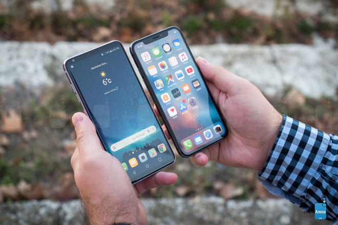 So sánh iPhone X và LG V30: So đôi đũa lệch