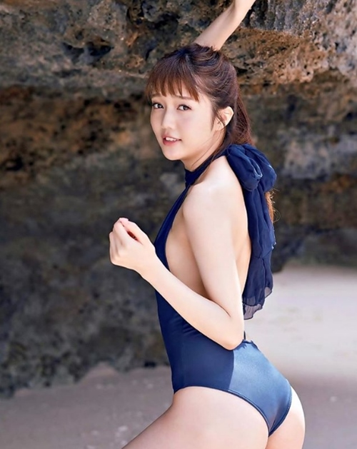 Chưa tròn 20, mỹ nhân Nhật khiến bao anh điêu đứng vì đẹp hơn hoa - 3