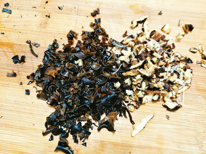 Trời lạnh "thèm vật vã" bánh rán mặn giòn thơm, nóng hổi - 4