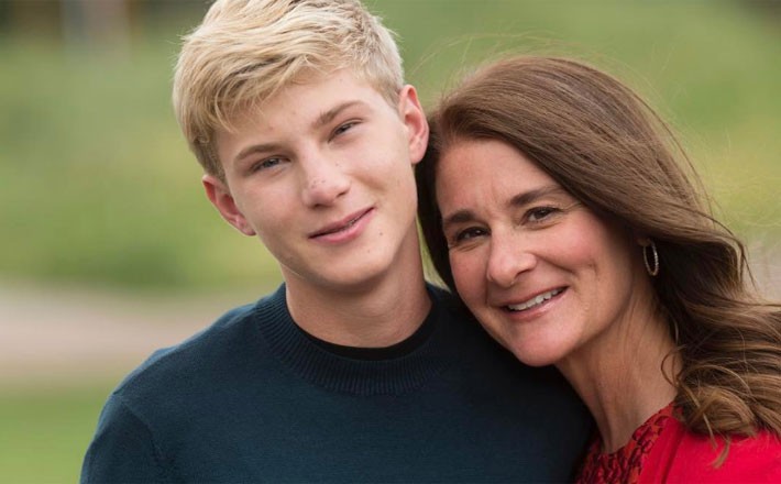 Cậu ấm cô chiêu của các tỷ phú giàu nhất thế giới có cuộc sống như thế nào? - 7