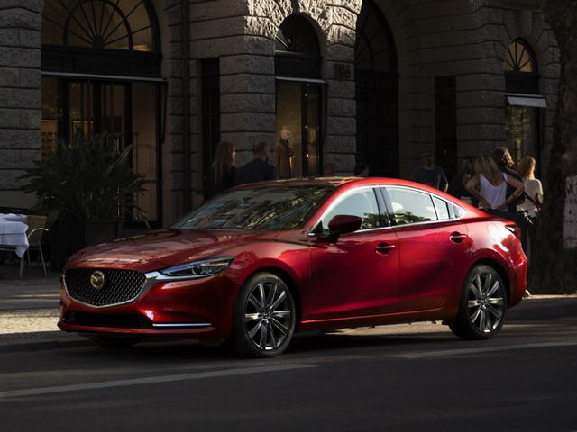 Mazda6 2018: Diện mạo mới, giá từ 568 triệu đồng Mazda6 2018: Diện mạo mới, giá từ 568 triệu đồng