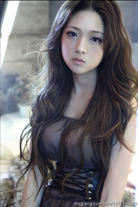 "Búp bê xứ Trung" có khuôn ngực gần 1 mét khiến anh em ngẩn ngơ - 11