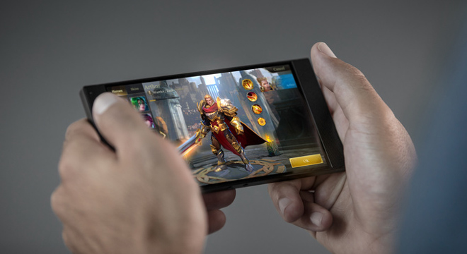 Video mở hộp smartphone chơi game Razer Phone Video mở hộp smartphone chơi game Razer Phone