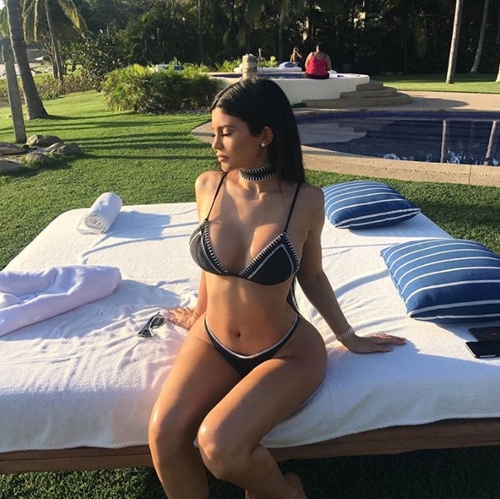 15 khoảnh khắc sexy nhất của hot girl thị phi số 1 Hollywood năm 2017 15 khoảnh khắc sexy nhất của hot girl thị phi số 1 Hollywood năm 2017