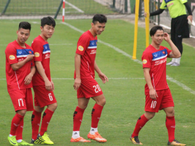U23 Việt Nam: HLV Park Hang Seo luyện ”bài tủ” của Công Phượng, Xuân Trường