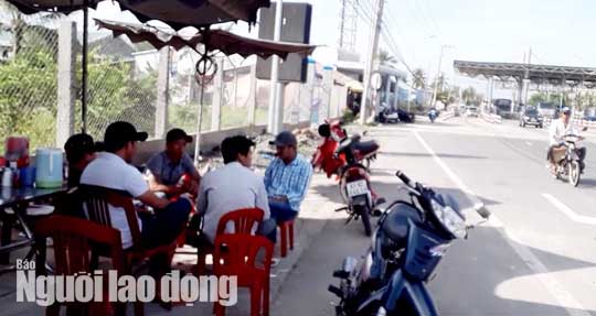 Lộ diện người thuê côn đồ “bảo kê” BOT Cai Lậy Lộ diện người thuê côn đồ “bảo kê” BOT Cai Lậy