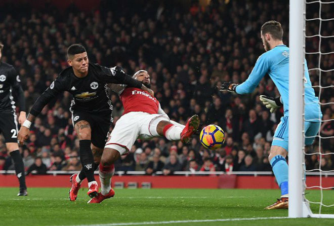 De Gea giá 2.100 tỷ đồng, số 1 thế giới: MU - Mourinho sợ mất "báu vật" De Gea giá 2.100 tỷ đồng, số 1 thế giới: MU - Mourinho sợ mất "báu vật"
