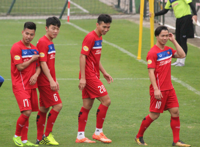 U23 Việt Nam: HLV Park Hang Seo luyện "bài tủ" của Công Phượng, Xuân Trường U23 Việt Nam: HLV Park Hang Seo luyện "bài tủ" của Công Phượng, Xuân Trường