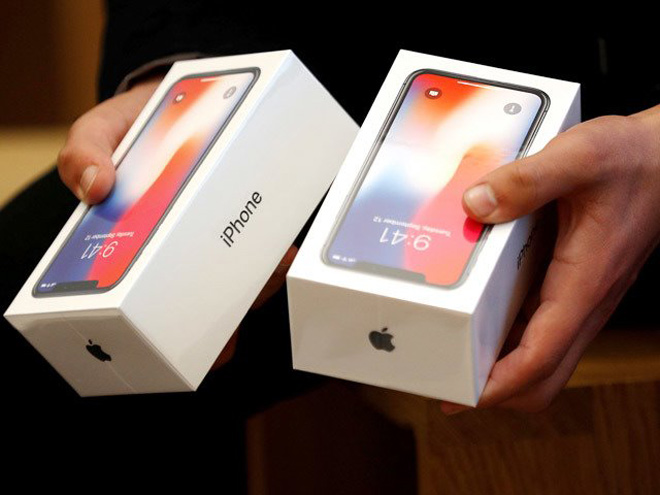 Giá cao, không quà tặng, iPhone X vẫn có đơn đặt hàng cao tại Việt Nam