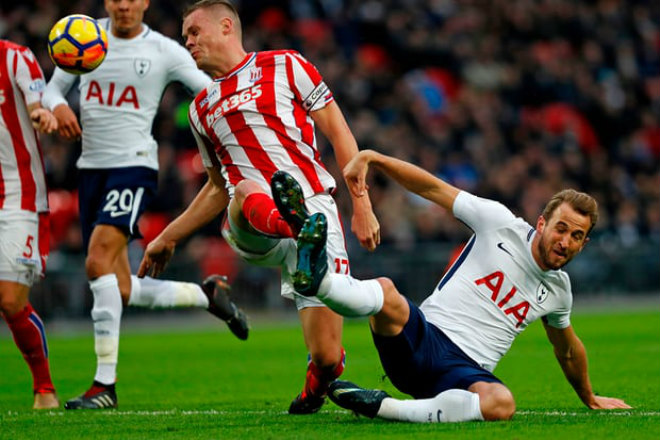 Tottenham - Stoke City: Bi kịch "đốt lưới", tưng bừng 6 bàn Tottenham - Stoke City: Bi kịch "đốt lưới", tưng bừng 6 bàn