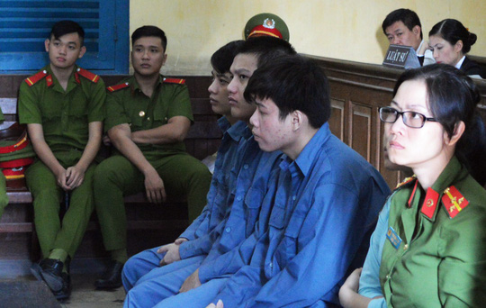 Án mạng từ chuyện nữ tiếp viên bị sờ ngực Án mạng từ chuyện nữ tiếp viên bị sờ ngực