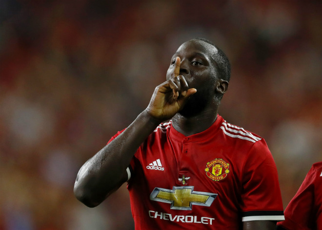 "Lực sĩ” Lukaku: Cày ải không nghỉ 10 bàn/18 trận, fan MU đòi hỏi quá đáng "Lực sĩ” Lukaku: Cày ải không nghỉ 10 bàn/18 trận, fan MU đòi hỏi quá đáng