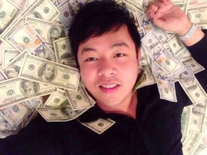 Quang Lê giàu có cỡ nào lại phải bán nhẫn kim cương 2 tỷ làm liveshow? - 4