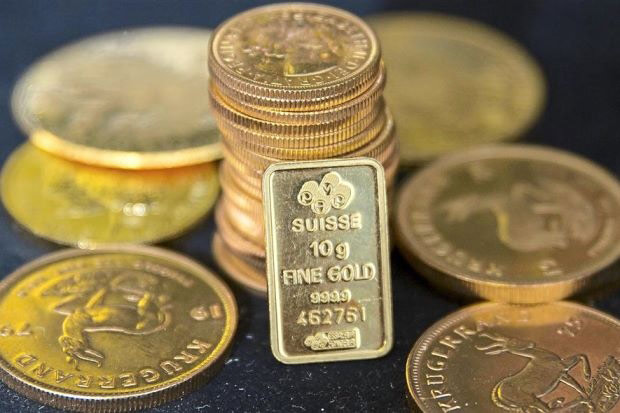 Giá vàng hôm nay (29/12): Thế giới tăng vọt, SJC đi ngang