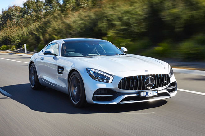 Mercedes-Benz tiến hành triệu hồi các mẫu GT vì lỗi dây an toàn - 3