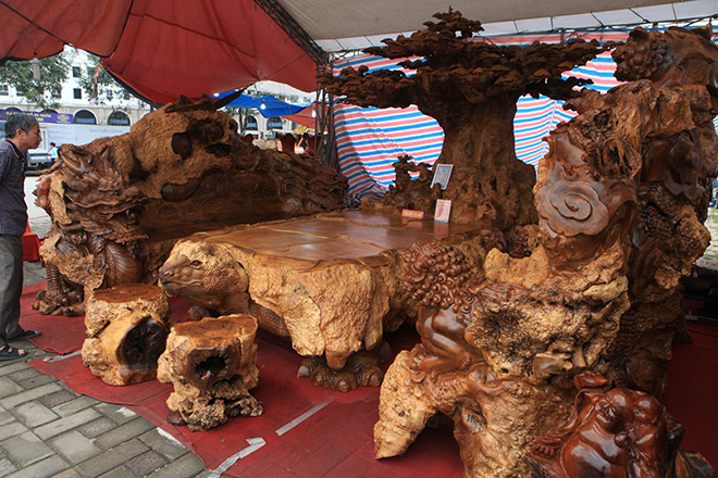 Chiêm ngưỡng bộ kỳ mộc Tứ linh quần tụ bằng gỗ nu nghìn năm tuổi giá 3,5 tỷ đồng - 5
