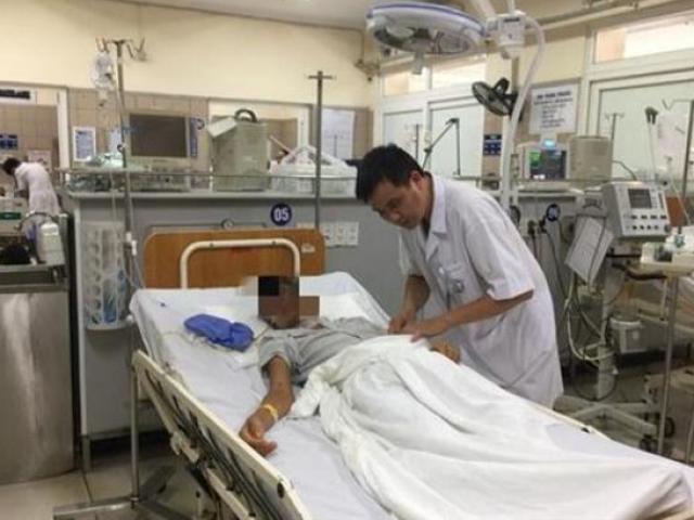 Liên hoan cuối năm, nam thanh niên bất tỉnh suýt chết vì uống 4,5 lít rượu