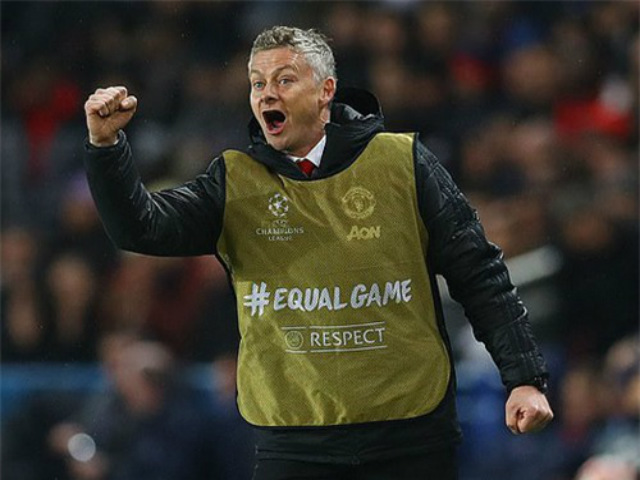 MU ngược dòng hạ PSG: Bí ẩn chiếc áo "thần kỳ" của HLV Ole Solskjaer MU ngược dòng hạ PSG: Bí ẩn chiếc áo "thần kỳ" của HLV Ole Solskjaer