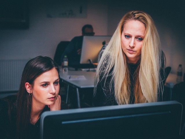 Bài phản biện cực hay của sếp Kaspersky Lab về "một thế giới không có sự tin tưởng" Bài phản biện cực hay của sếp Kaspersky Lab về "một thế giới không có sự tin tưởng"