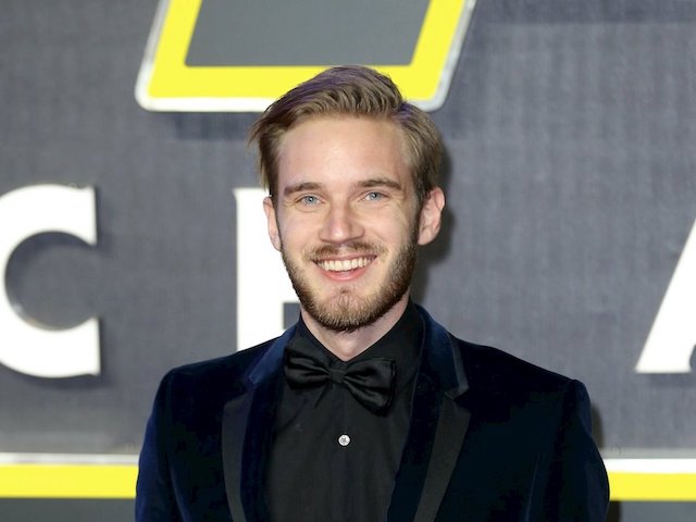 PewDieDie đã mất danh hiệu “ông hoàng YouTube” nắm giữ từ 2013 PewDieDie đã mất danh hiệu “ông hoàng YouTube” nắm giữ từ 2013