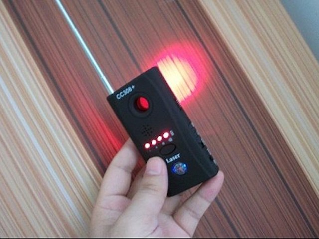 Cách phát hiện camera quay lén trong khách sạn
