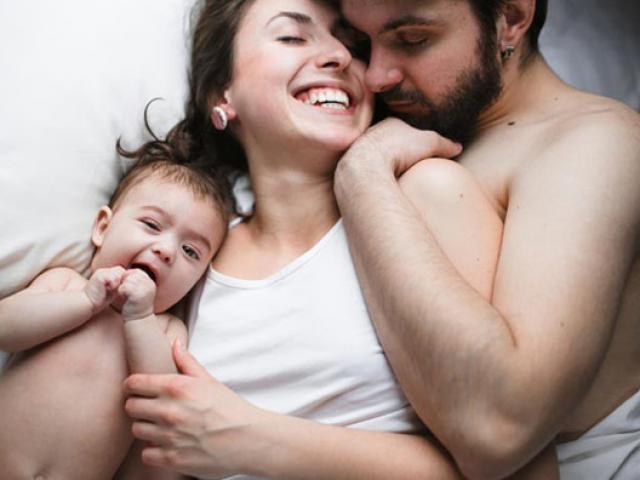 "Yêu" an toàn khi vừa có con nhỏ như thế nào?