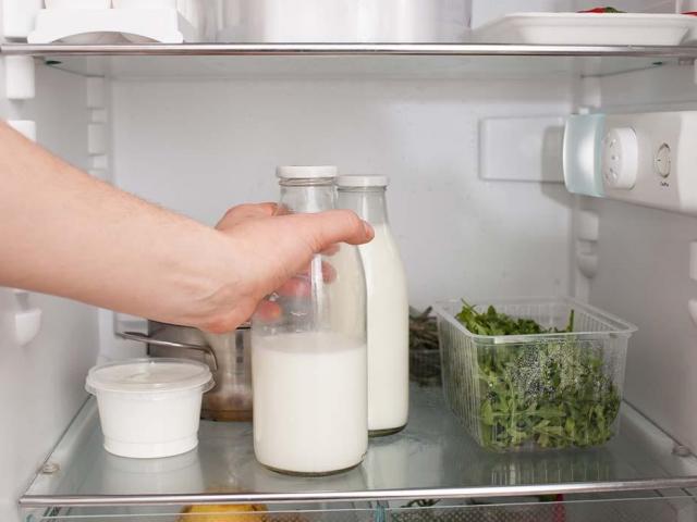 Bất ngờ với những cách biến tấu từ sữa thừa trong tủ lạnh