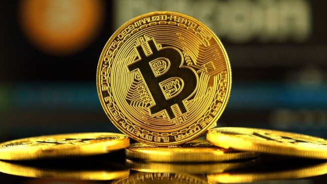 Đồng tiền bitcoin rớt giá thảm, bong bóng có vỡ toang? - 1