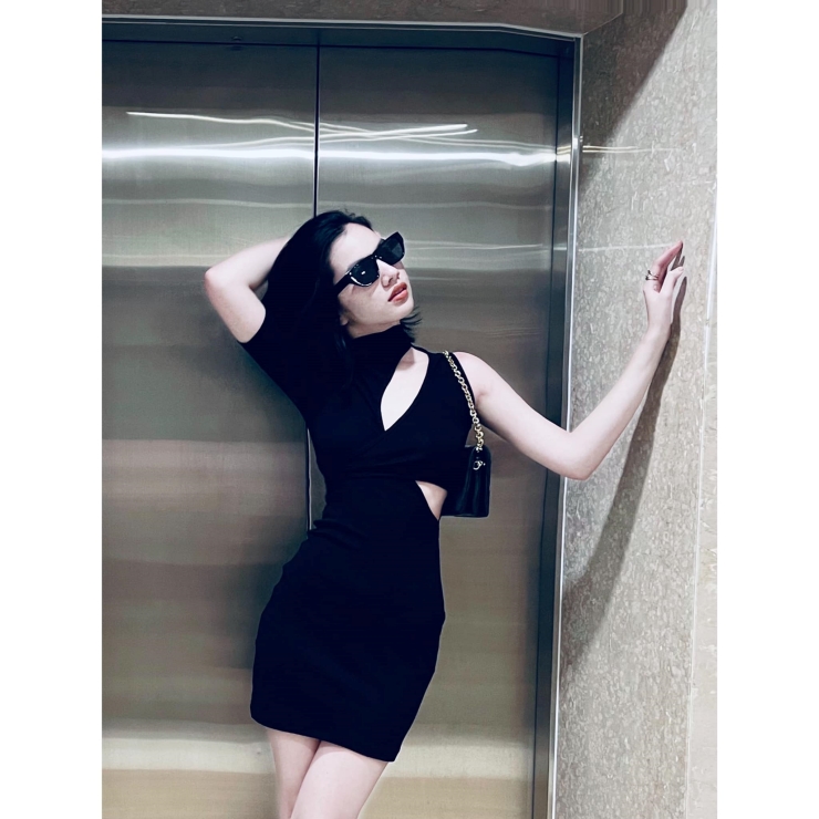Nhiều cô gái