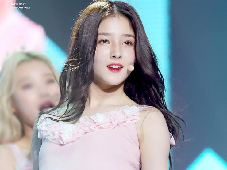 “Thiên thần lai xinh nhất Hàn Quốc“ 16 tuổi đã đẹp như mơ