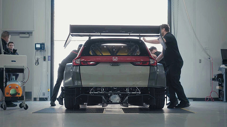 Honda CR-V Hybrid Racer sắp trình làng, mạnh hơn cả Lamborghini Aventador - 1
