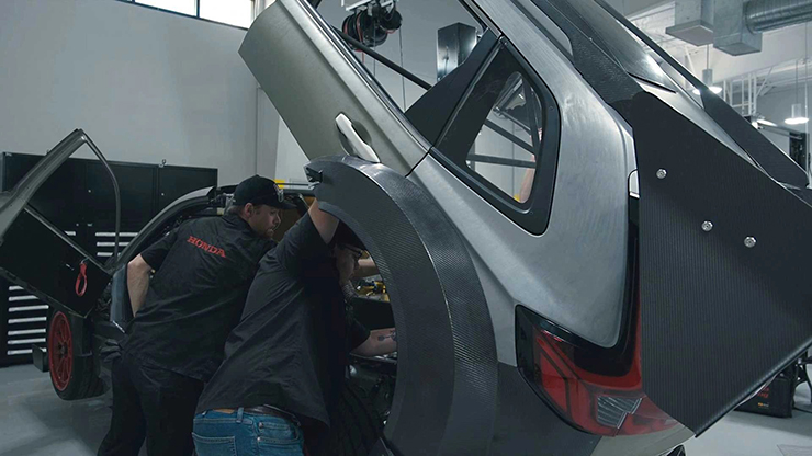 Honda CR-V Hybrid Racer sắp trình làng, mạnh hơn cả Lamborghini Aventador - 2