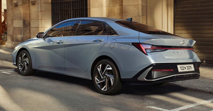 Hyundai tung loạt ảnh chính thức đầu tiên của Elantra 2023 - 3