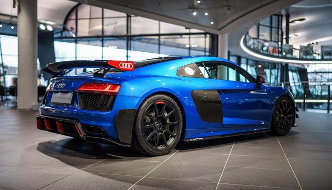 Audi R8 V10
