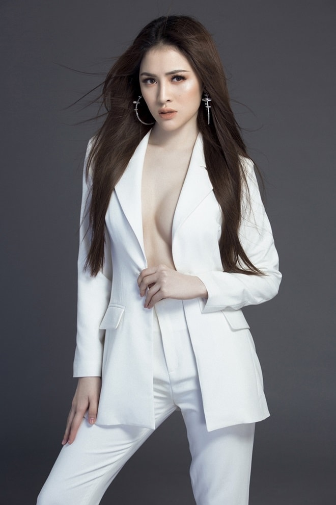 Bị chê tiếng Anh bập bẹ, Thư Dung vẫn đoạt Á hậu 2 Miss Eco International 2018 Bị chê tiếng Anh bập bẹ, Thư Dung vẫn đoạt Á hậu 2 Miss Eco International 2018