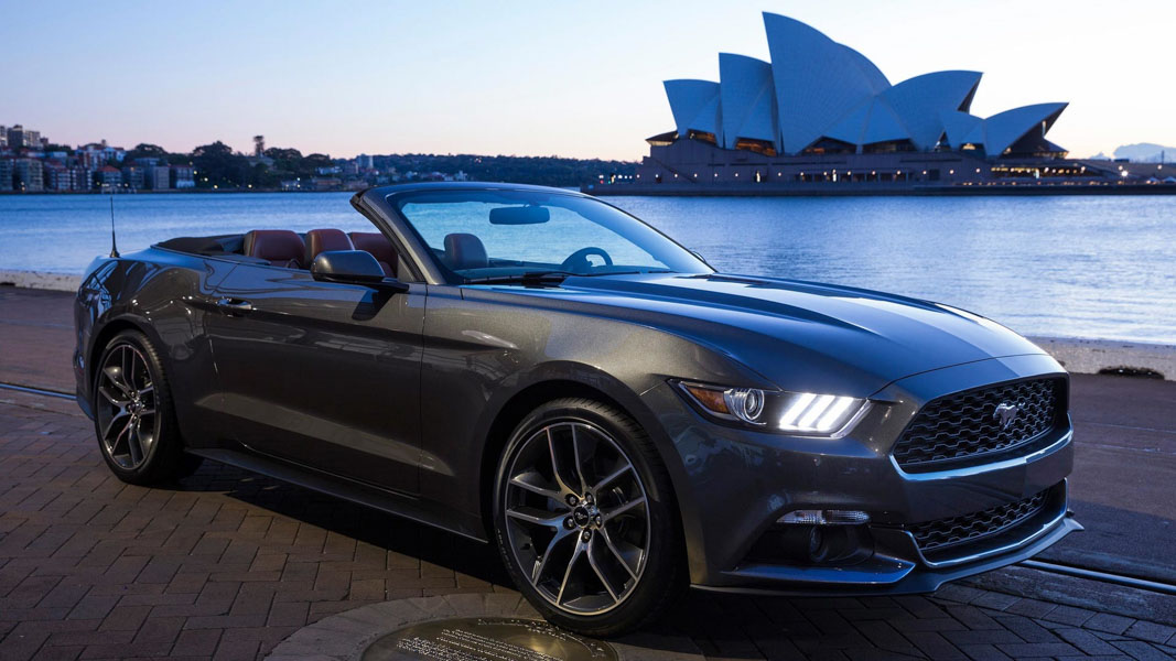 Ford Mustang là chiếc xe thể thao bán chạy nhất thế giới 2017 - 4