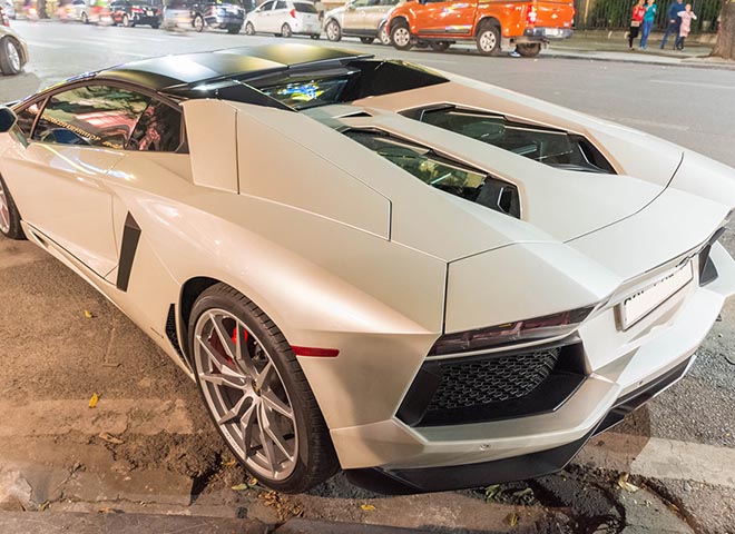Lamborghini Aventador mui trần 40 tỷ chuyển hộ khẩu vào Sài Gòn - 6