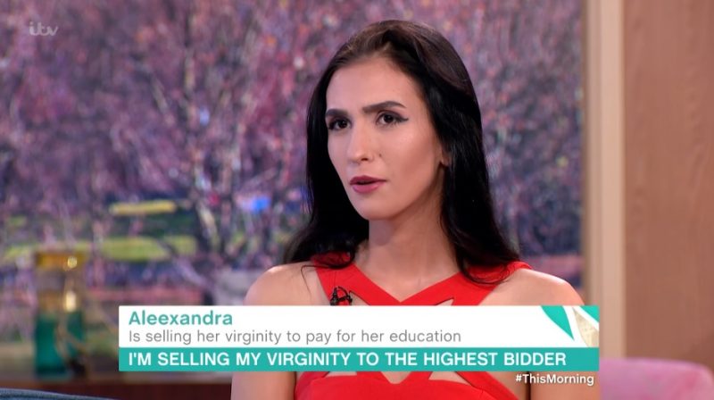 Người mẫu bán trinh cho đại gia Hồng Kông giá 63 tỷ đồng kể sự thật bất ngờ - 3