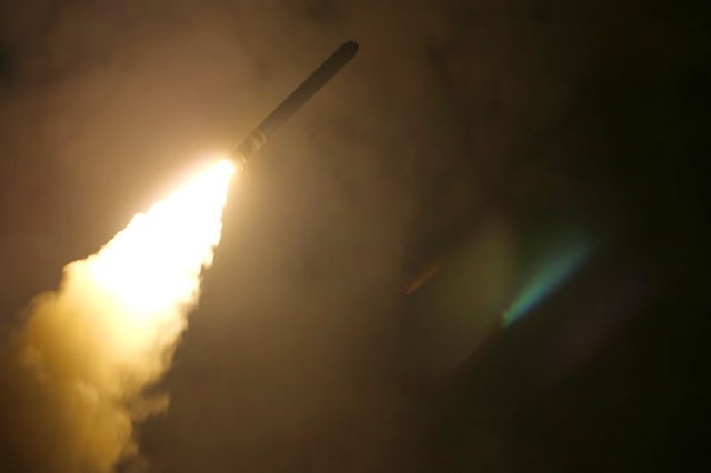 Nã tên lửa Syria, Trump để lộ điểm yếu trước Kim Jong-un? - 3