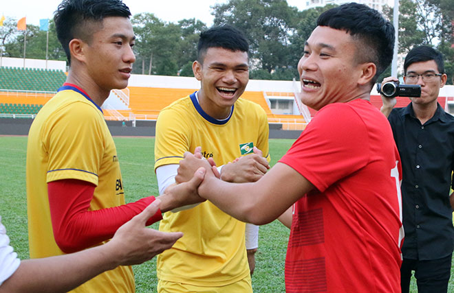 Văn Đức U23 rực sáng: Xứng đáng là "Ronaldo xứ Nghệ 2.0" Văn Đức U23 rực sáng: Xứng đáng là "Ronaldo xứ Nghệ 2.0"